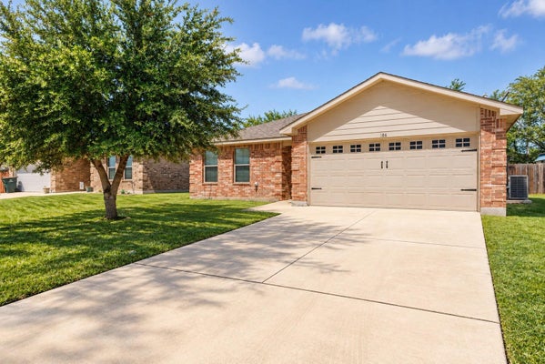 186 TALON DR, LULING, TX 78648 - Image e1cb7036b73d76ab85813df53a0fb5e1/699856864