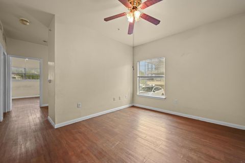 Tiny photo for 2320 Gracy Farms LN #311, Austin, TX 78758 (MLS # 3839722)