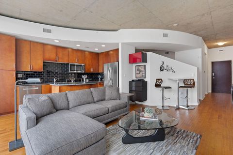 Tiny photo for 360 Nueces ST #1310, Austin, TX 78701 (MLS # 7610116)