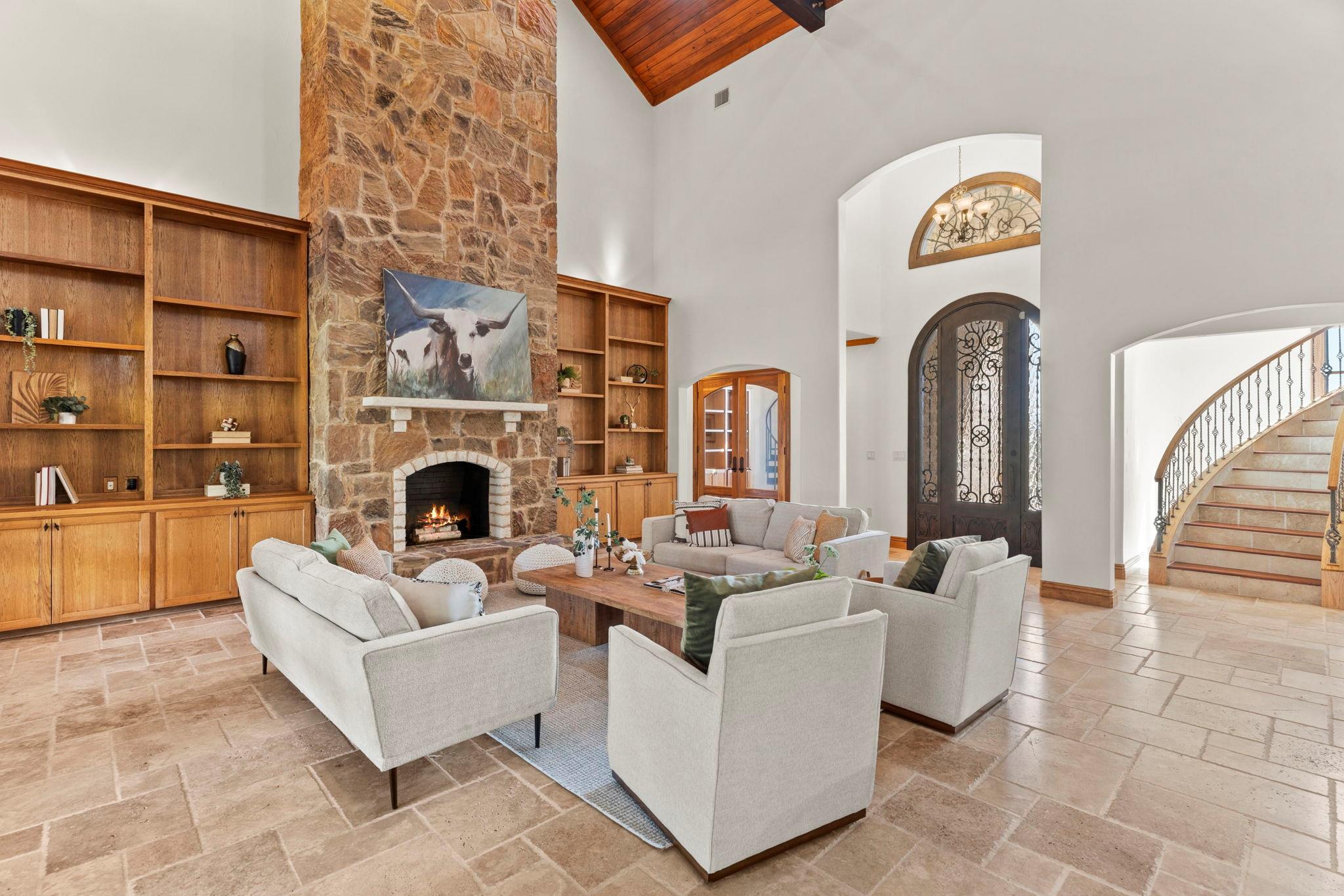 2180 La Ventana PKWY