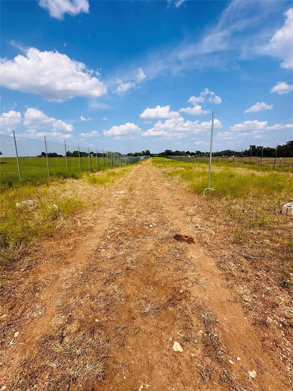 6985 County Road 200 RD