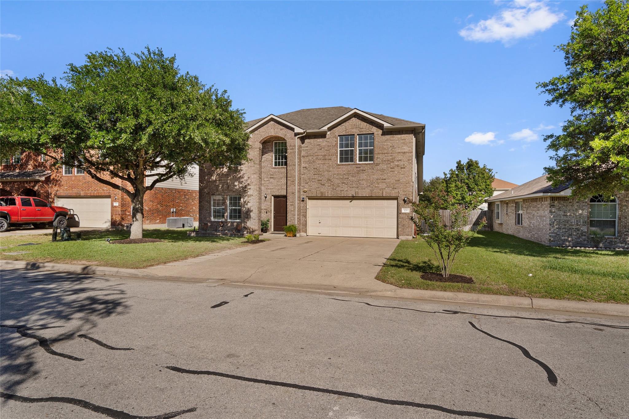 Photo 1 of 24 — 108 Castle DR, Hutto, TX 78634