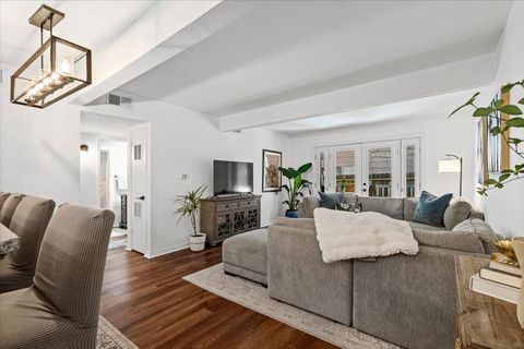 Photo of 2208 Enfield RD #107, Austin, TX 78703 (MLS # 2418233)