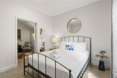 Tiny photo for 2106 Kenwood Ave, Austin, TX 78704 (MLS # 9407831)