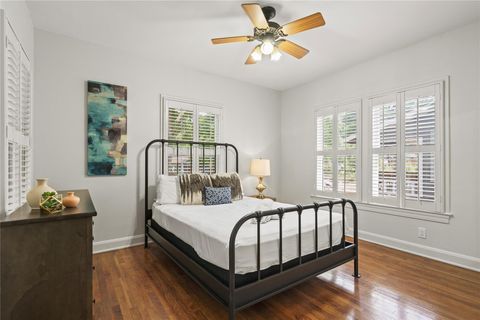 Tiny photo for 2106 Kenwood Ave, Austin, TX 78704 (MLS # 9407831)