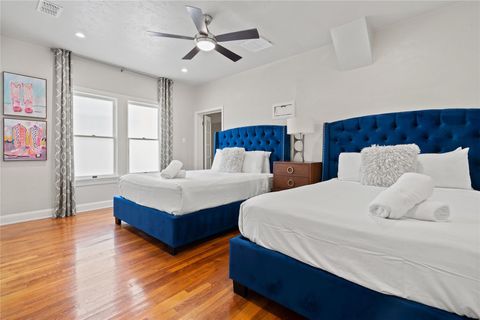 Tiny photo for 2106 Kenwood Ave, Austin, TX 78704 (MLS # 9407831)