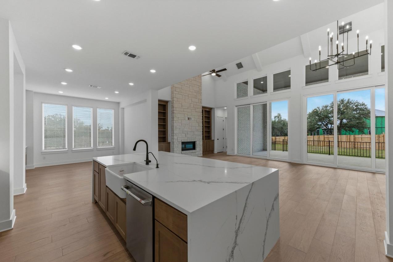 1008 Twisted Tarpley LN