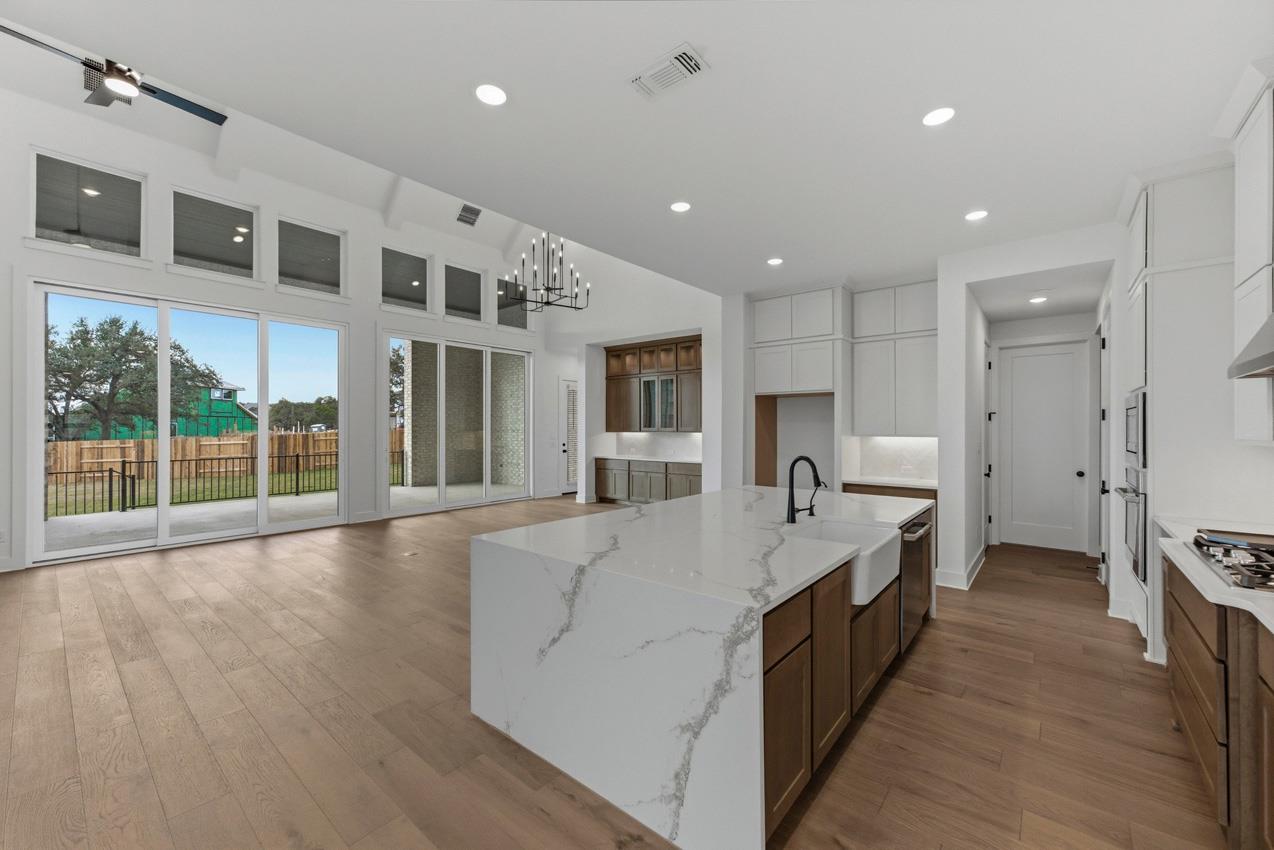 1008 Twisted Tarpley LN