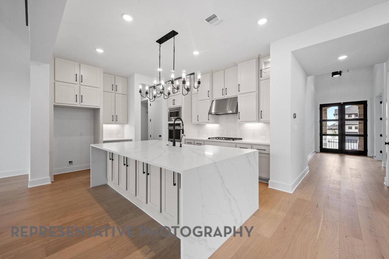 1008 Twisted Tarpley LN