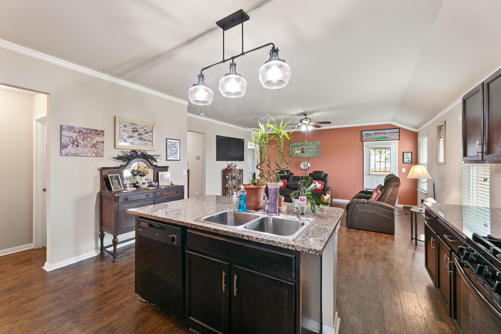 447 Discovery DR