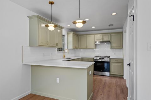 Tiny photo for 1420 Houston ST, Austin, TX 78756 (MLS # 6396411)