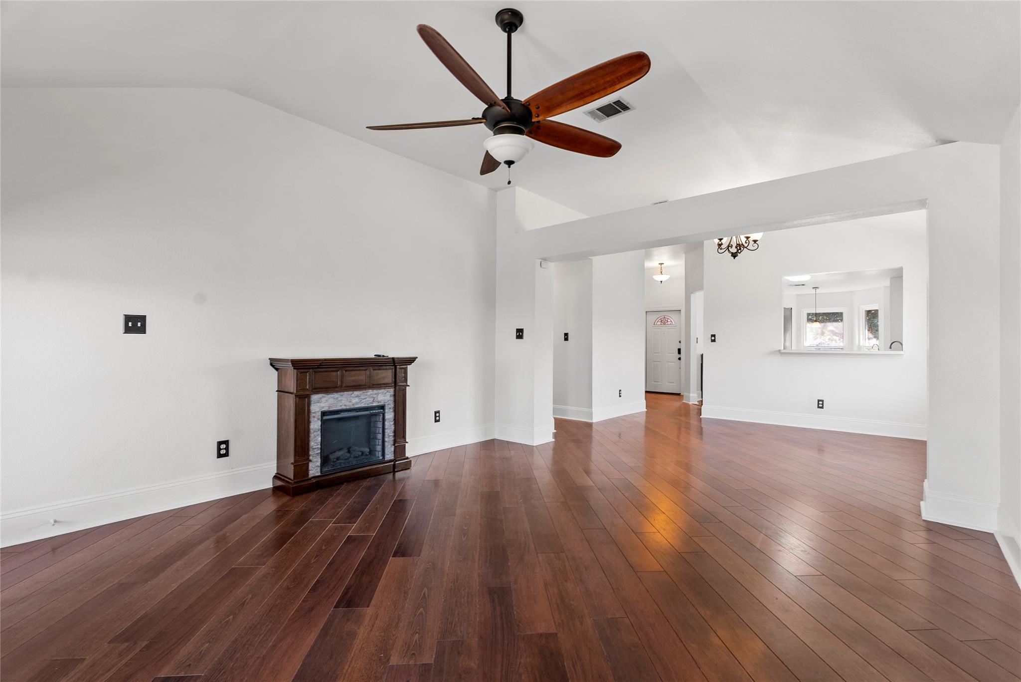 212 Valley Run TRL