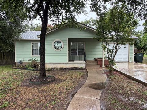 Photo of 608 E 13th ST, Georgetown, TX 78626 (MLS # 6963484)
