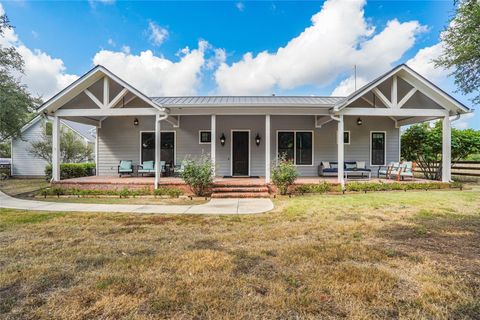 725 Blue Sky LN Wimberley TX 78676