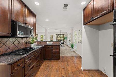 Tiny photo for 9109 Balcones Club DR, Austin, TX 78750 (MLS # 3189927)