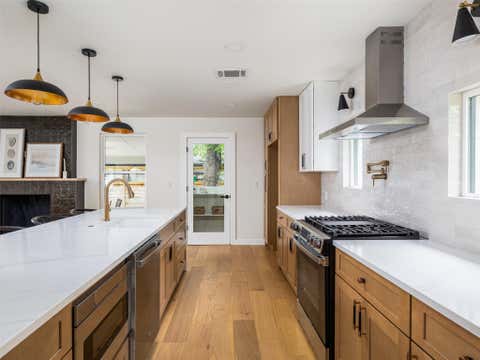 Tiny photo for 6905 N Creighton LN, Austin, TX 78723 (MLS # 5839376)