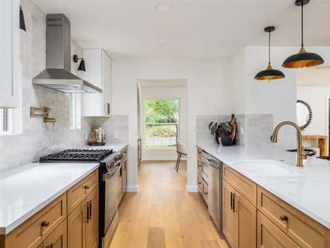 Tiny photo for 6905 N Creighton LN, Austin, TX 78723 (MLS # 5839376)
