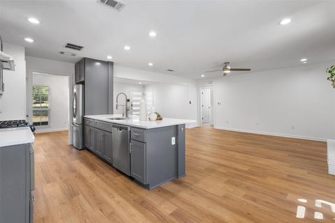 Tiny photo for 7101 Fred Morse DR, Austin, TX 78723 (MLS # 9712039)