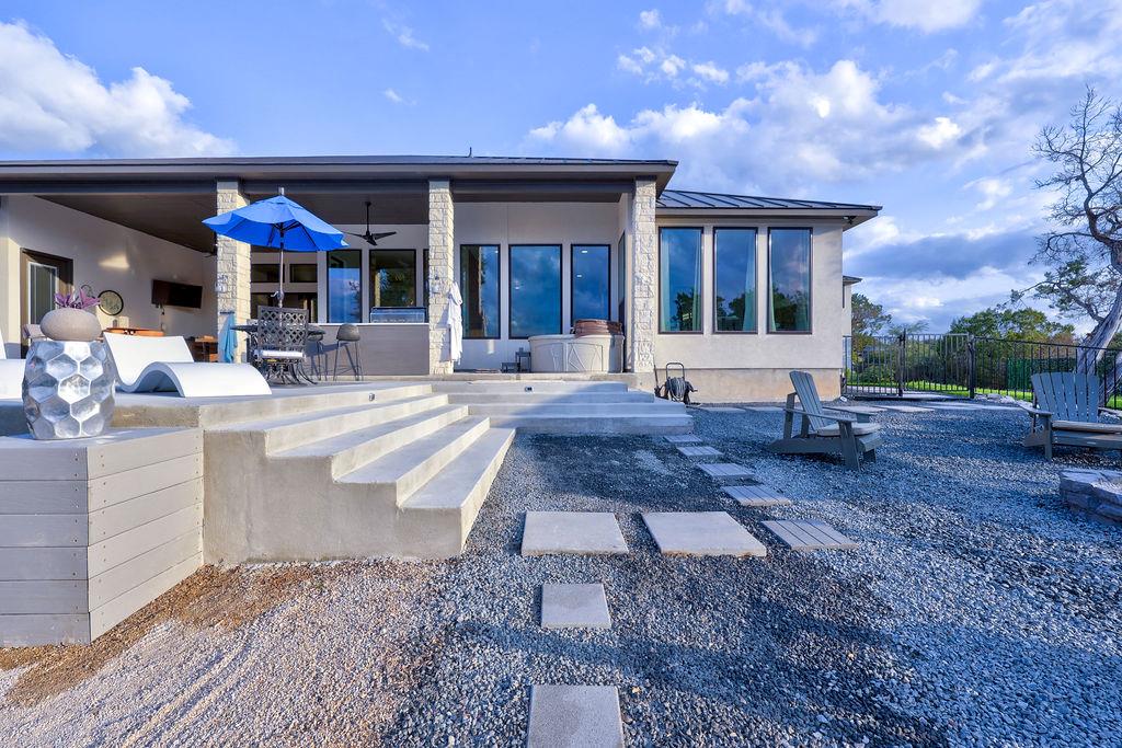 00 Canyon Oaks DR