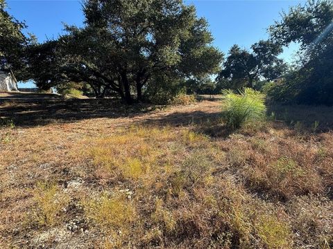 Photo of 15209 Cavalier Canyon DR, Lakeway, TX 78734 (MLS # 2505881)