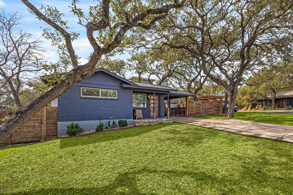 Photo of 3015 Burning Oak DR #2, Austin, TX 78704 (MLS # 5405915)