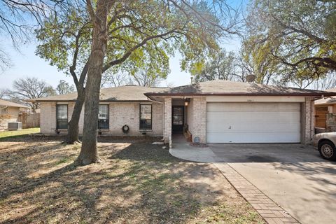 10411 BUTTON QUAIL DR Austin TX 78758