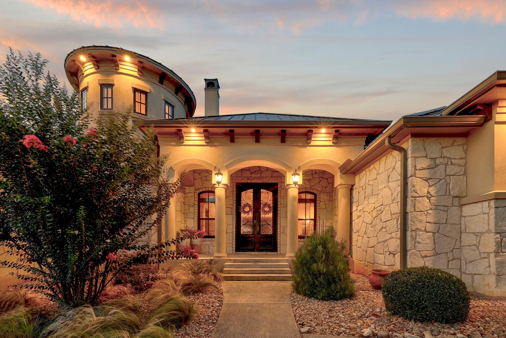 202 Hillstone TRL