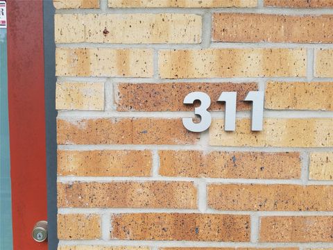 Photo of 2205 N Lamar BLVD #311, Austin, TX 78705 (MLS # 3493206)