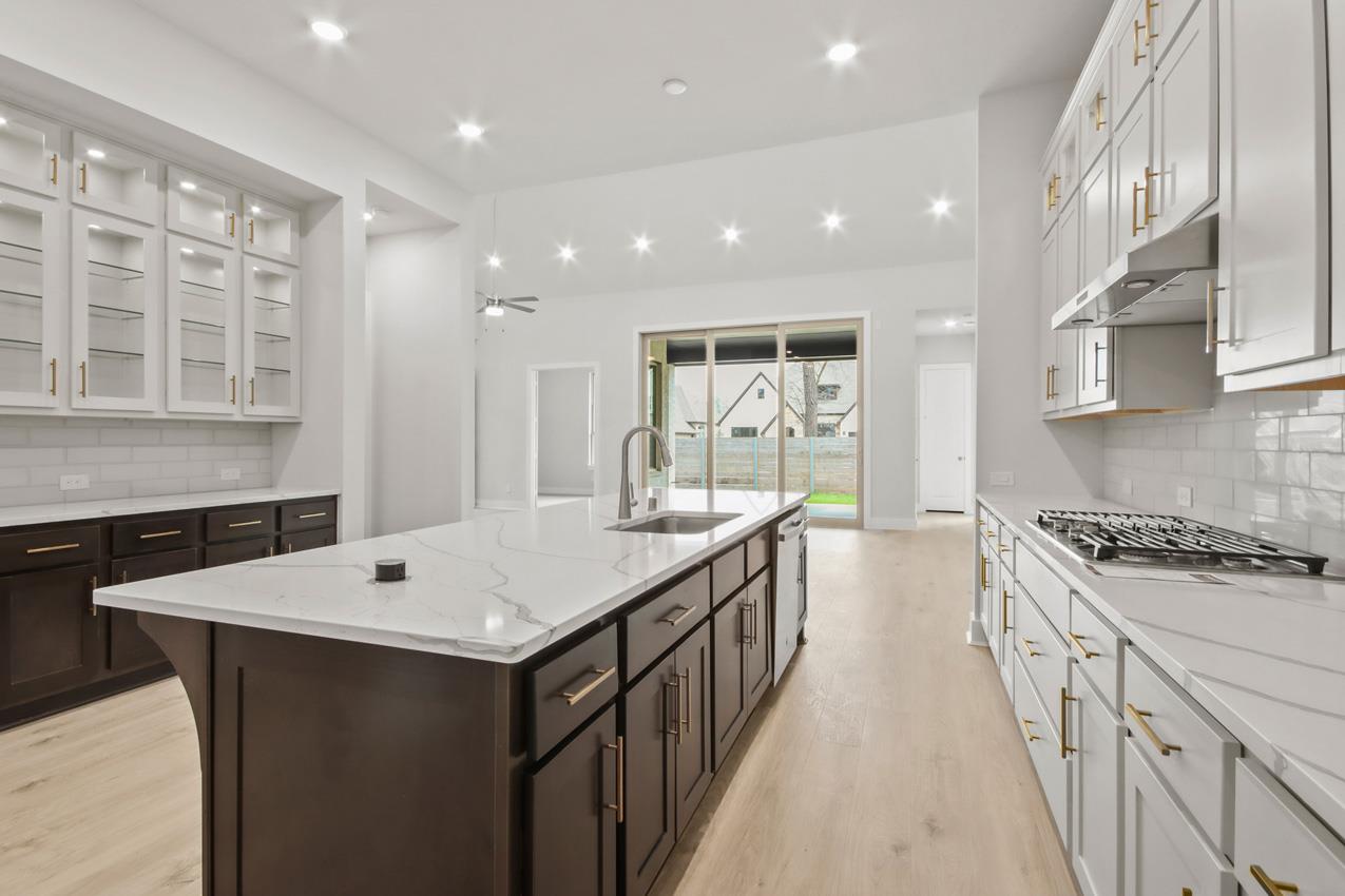116 Lookout Point DR