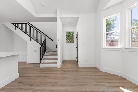 Tiny photo for 5408 Downs DR, Austin, TX 78721 (MLS # 8196416)