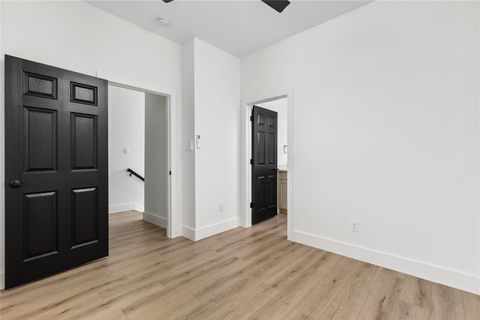 Tiny photo for 5408 Downs DR, Austin, TX 78721 (MLS # 8196416)