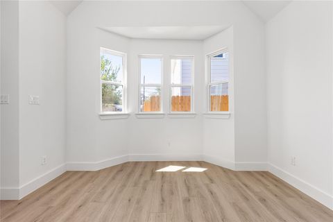 Tiny photo for 5408 Downs DR, Austin, TX 78721 (MLS # 8196416)