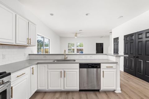 Tiny photo for 5408 Downs DR, Austin, TX 78721 (MLS # 8196416)