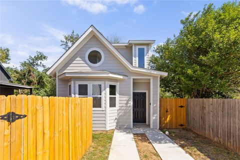 Tiny photo for 5408 Downs DR, Austin, TX 78721 (MLS # 8196416)