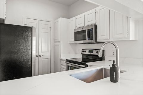 Tiny photo for 3001 Cedar ST #A313, Austin, TX 78705 (MLS # 7360905)