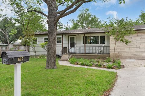 607 Gilmore ST Taylor TX 76574