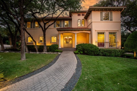 Photo of 2908 Popano CV, Austin, TX 78746 (MLS # 4224977)