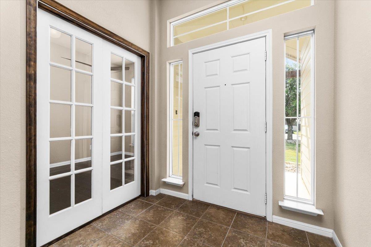 1220 Neuberry Cliffe