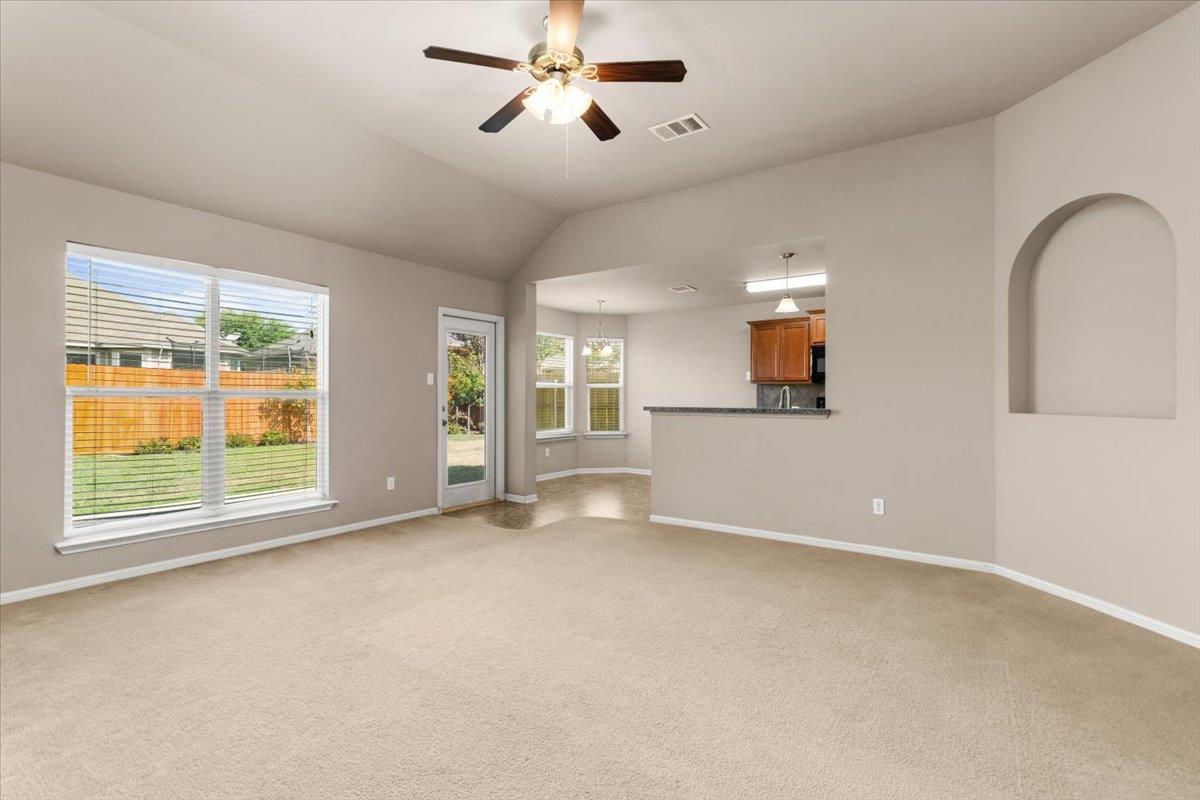 1220 Neuberry Cliffe