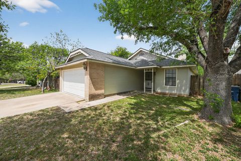 Photo of 2306 Blalock DR, Austin, TX 78758 (MLS # 9348251)