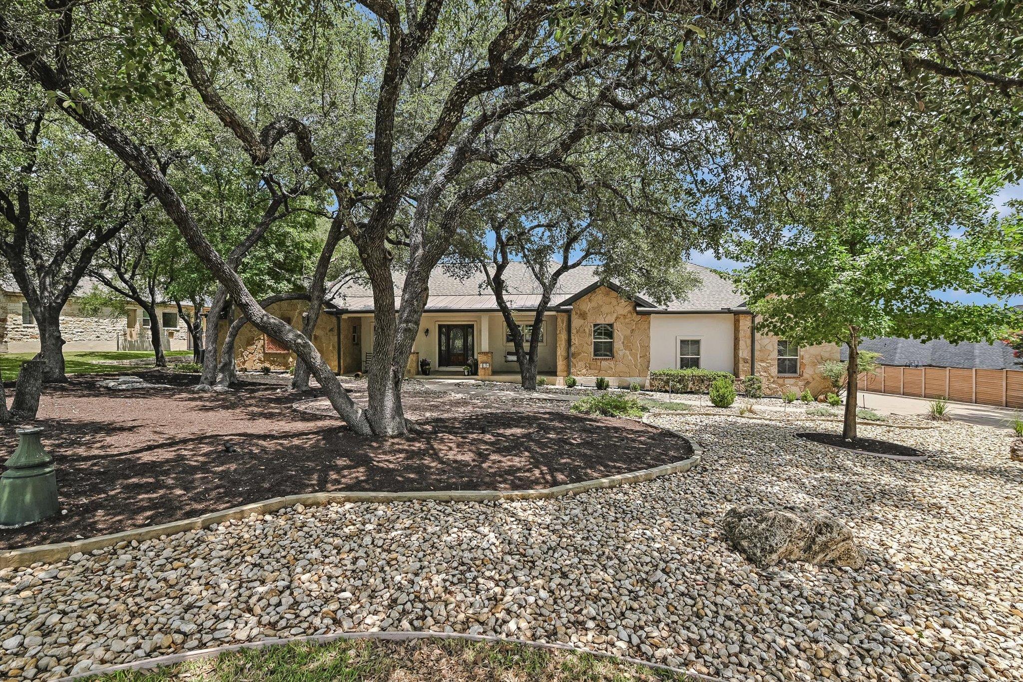 524 Highland Spring LN
