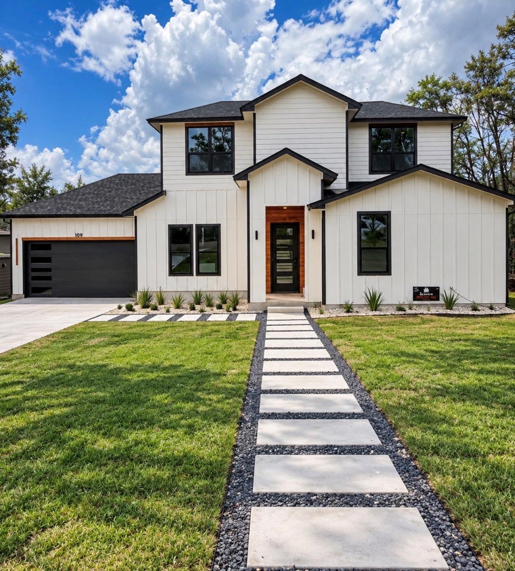 Photo of 189 Nuuanu LN, Bastrop, TX 78602 (MLS # 9378169)