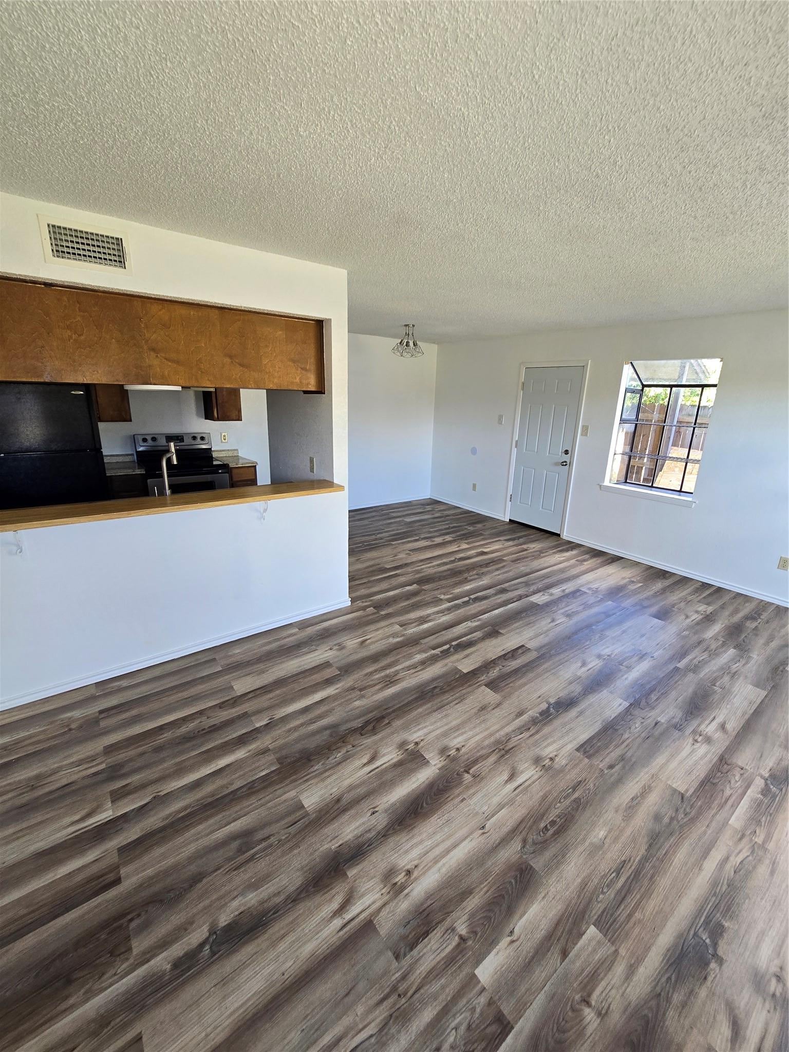 4502 Hunt CIR
