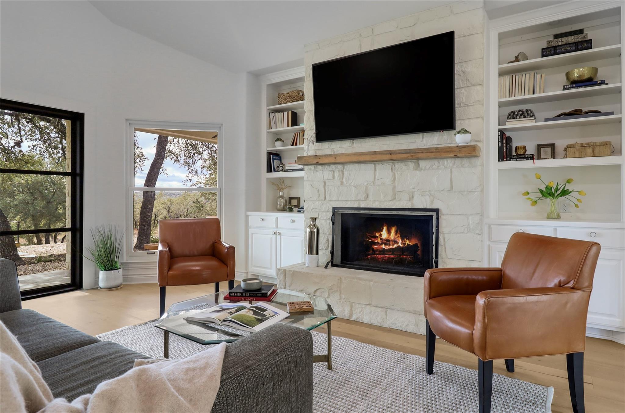 1100 Norwood Rd A/B RD