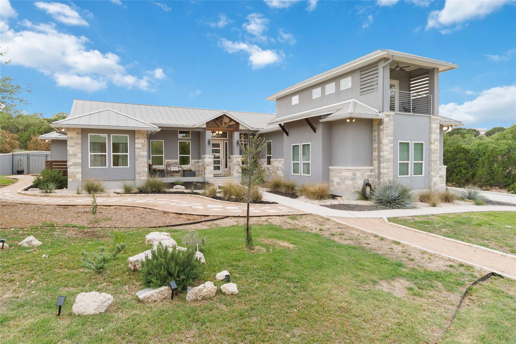 223 Oak Shores DR