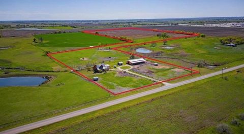 4100 County Rd 404 Taylor TX 76574