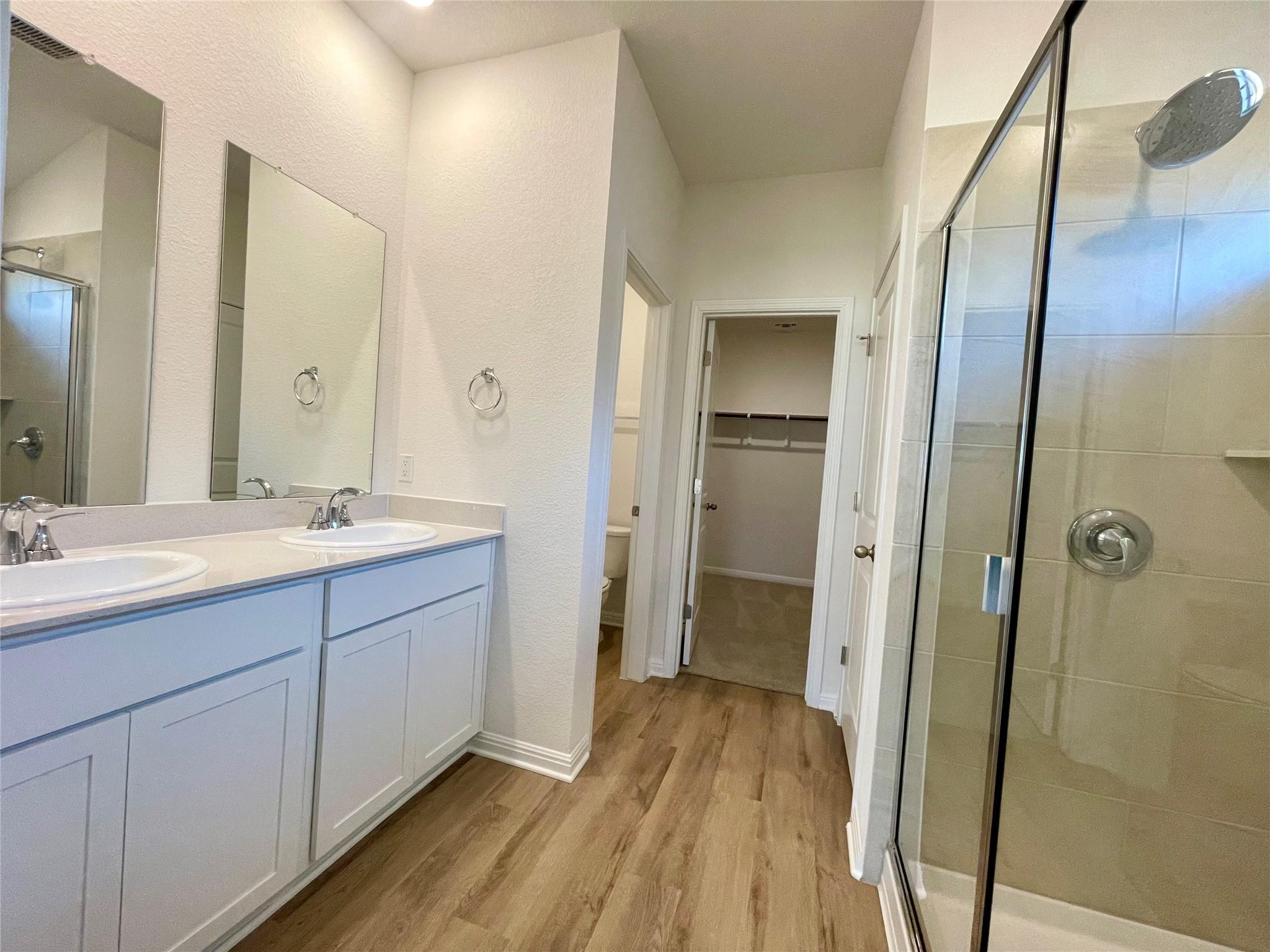 137 Holmby DR