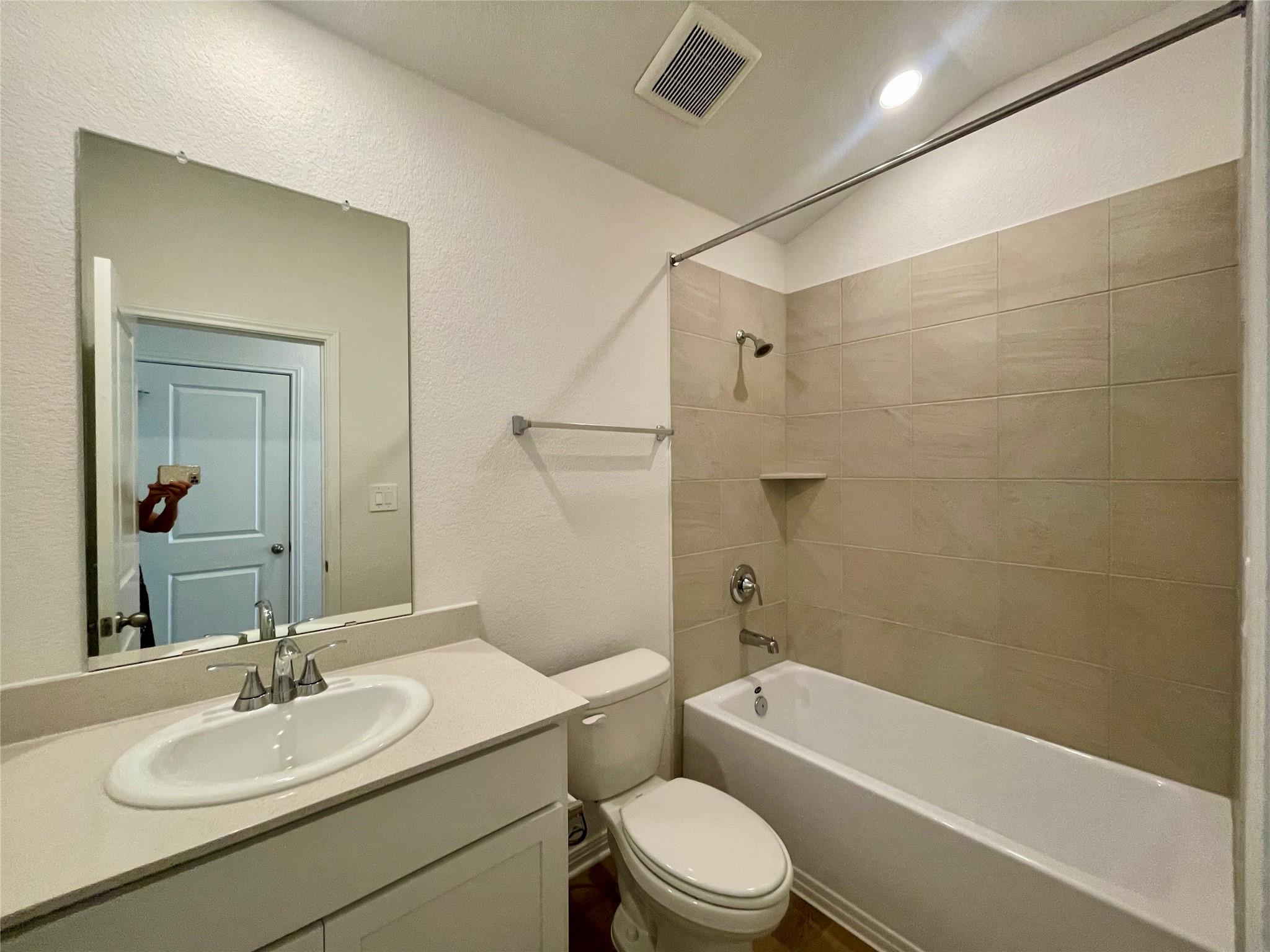 137 Holmby DR