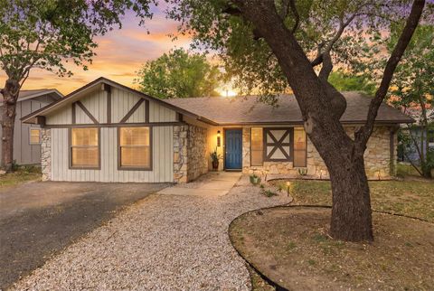 704 Buckingham PL Austin TX 78745