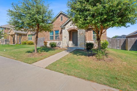 1704 W Broade ST Leander TX 78641